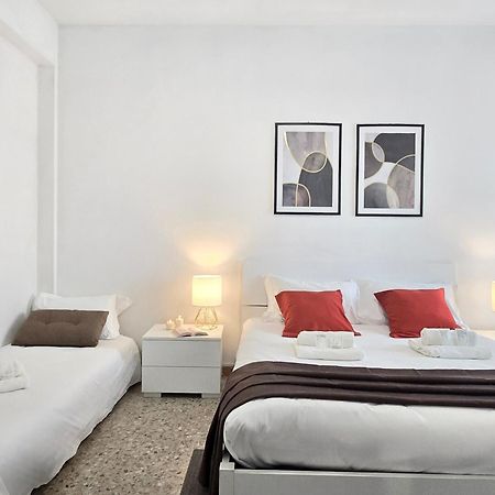 Romeway Apartment - Metro & Parking Buitenkant foto